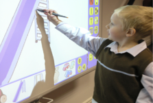 Technologie a inovace míří do benešovských škol! Byl schválen projekt Modernizace 5G